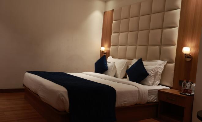 Standard Room image-1
